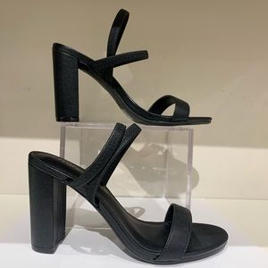 NEW!! Black stretchy strap heel!